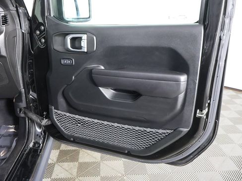 Used 2021 Jeep Wrangler Unlimited Rubicon image 21