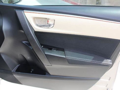 Used 2014 Toyota Corolla LE w/ Protection Package FWD image 19