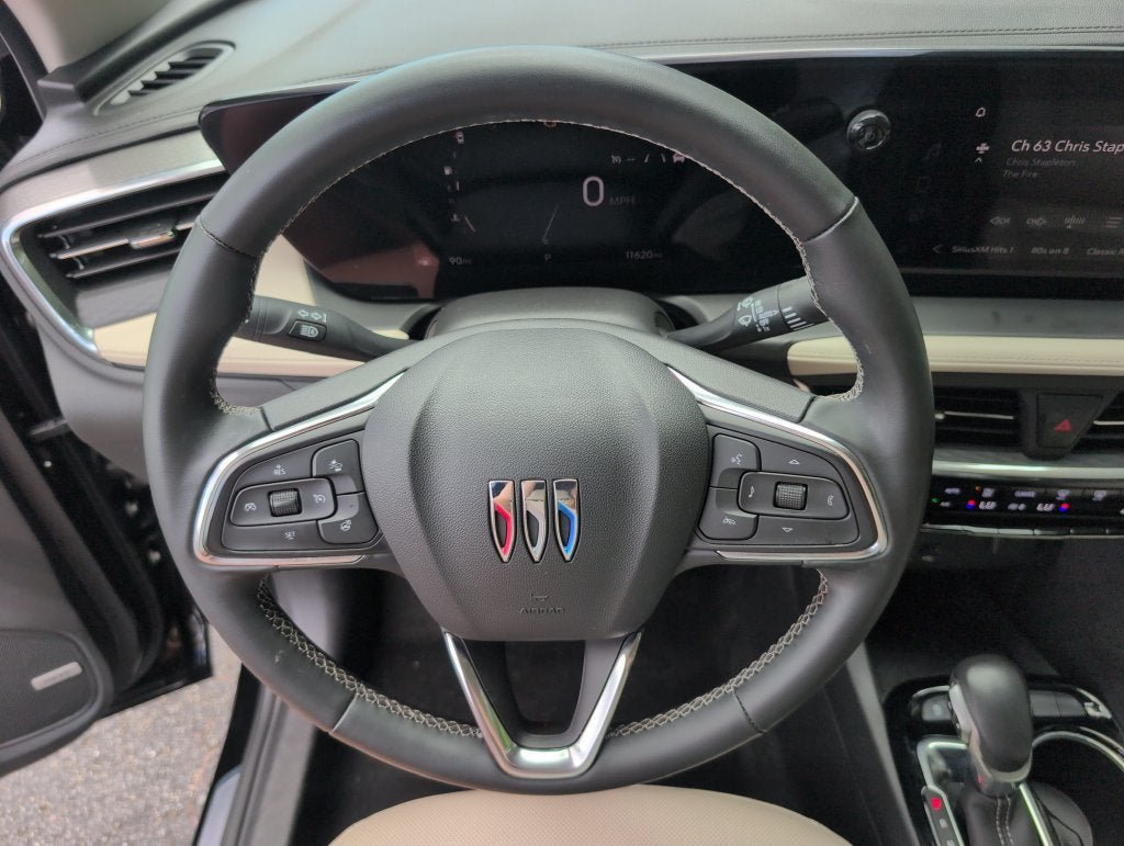 Used 2024 Buick Encore GX Avenir w/ Avenir Convenience Package FWD image 26