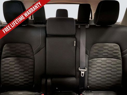 Used 2025 Nissan Pathfinder SV FWD image 25