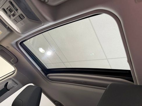 Used 2023 Toyota RAV4 XLE image 18