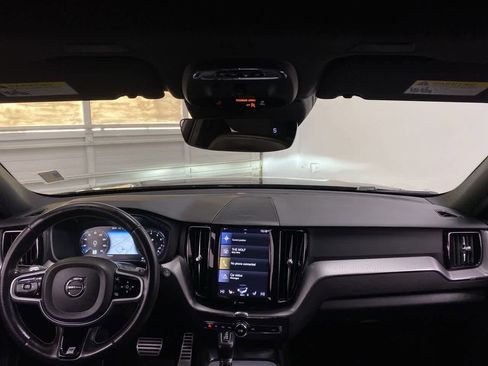 Used 2019 Volvo XC60 T6 R-Design w/ Protection Package Premier image 14