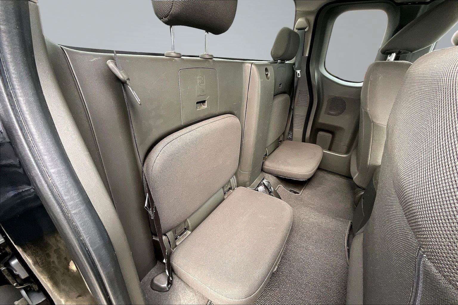 Used 2021 Nissan Frontier S RWD image 27