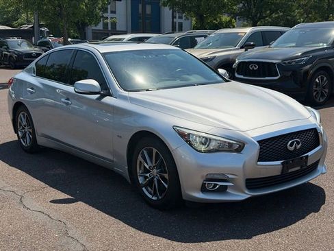 Used 2017 INFINITI Q50 Signature Edition w/ All Weather Package (L93) AWD/4WD image 1