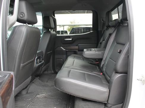 Used 2020 GMC Sierra 1500 SLT image 12