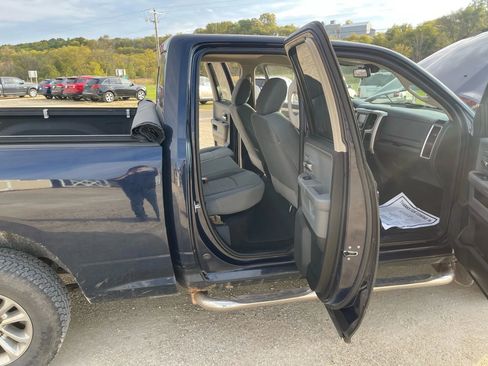 Used 2014 RAM 1500 Classic SLT image 12