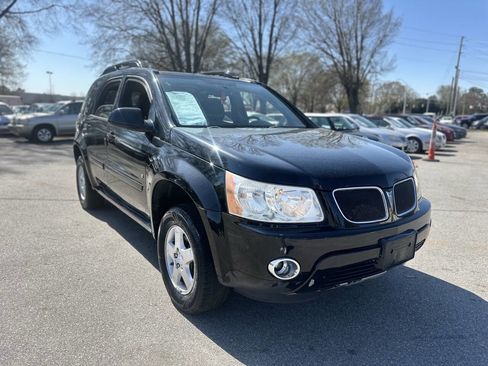 Used 2009 Pontiac Torrent 2WD w/ Preferred Package image 3