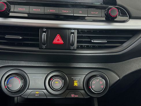 Used 2024 Kia Forte LXS image 22