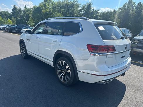 Used 2023 Volkswagen Atlas SEL Premium AWD/4WD image 6