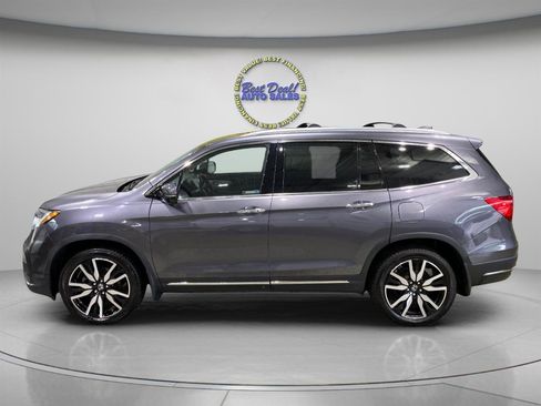 Used 2021 Honda Pilot Touring image 2