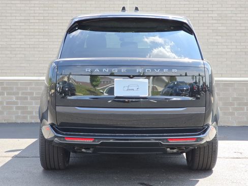 New 2025 Land Rover Range Rover SE image 37