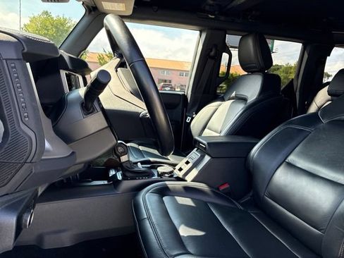 Used 2025 Ford Bronco Outer Banks AWD/4WD image 22