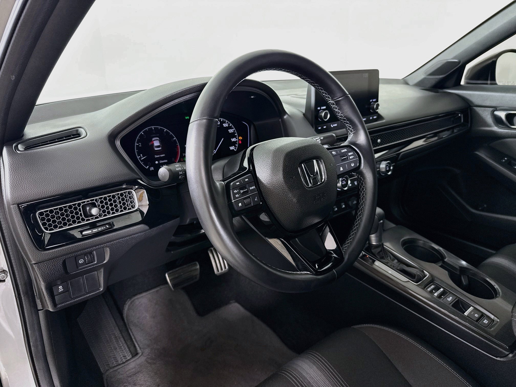 Used 2025 Honda Civic Sport image 10
