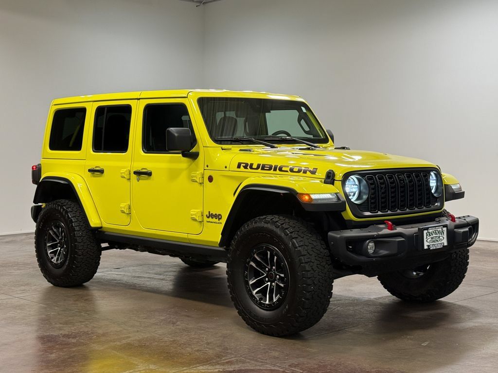 Used 2024 Jeep Wrangler Unlimited Rubicon AWD/4WD image 22