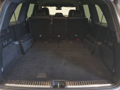 Used 2020 Mercedes-Benz GLS 450 4MATIC image 25