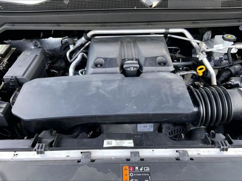 Used 2023 Chevrolet Colorado Trail Boss w/ Technology Package AWD/4WD image 29