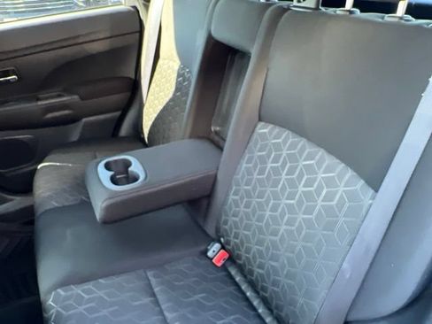 Used 2022 Mitsubishi Outlander Sport FWD image 30