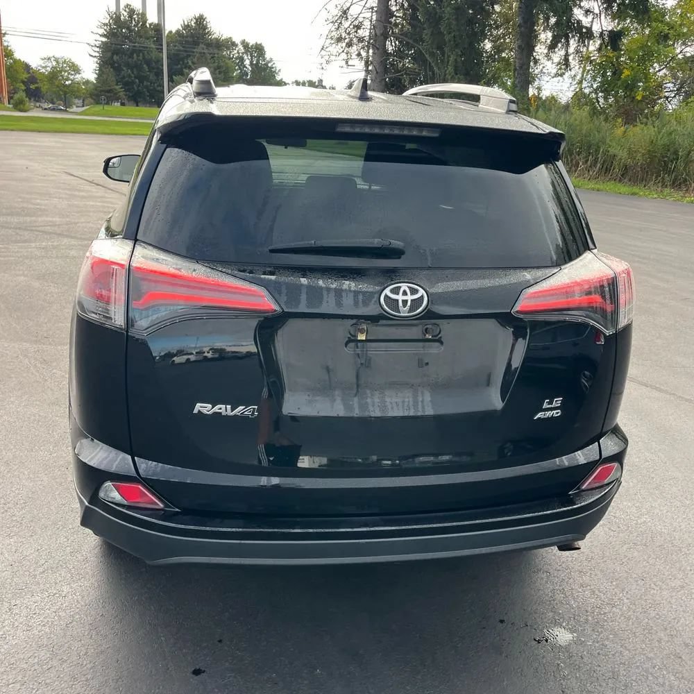 Used 2018 Toyota RAV4 LE w/ All Weather Liner Package AWD/4WD image 6