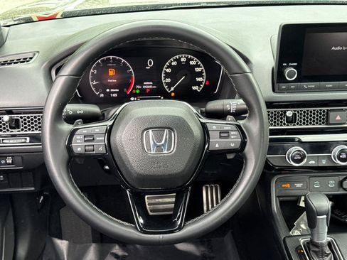 Used 2025 Honda Civic Sport image 17