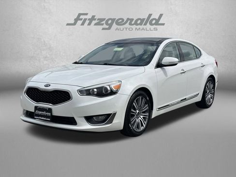 Used 2014 Kia Cadenza Premium w/ Luxury Package FWD image 2