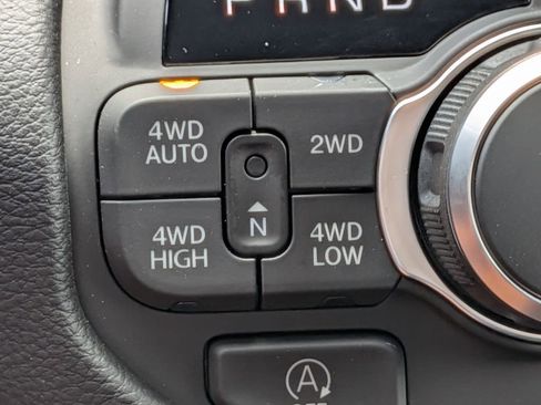 New 2026 RAM 1500 4x4 Crew Cab image 25