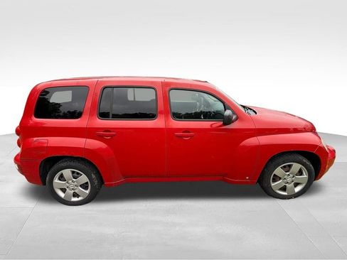 Used 2010 Chevrolet HHR LS FWD image 7