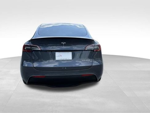 Used 2022 Tesla Model Y Performance AWD/4WD image 5