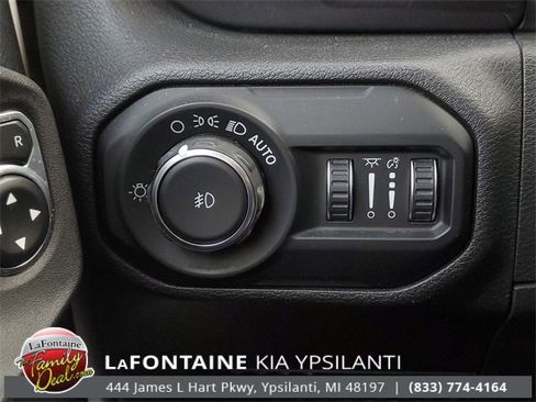 Used 2021 Jeep Wrangler Unlimited Sport image 16