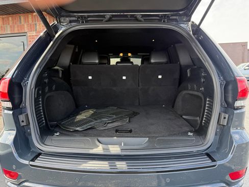Used 2018 Jeep Grand Cherokee Altitude AWD/4WD image 20