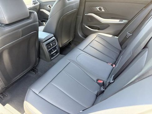 Used 2025 BMW 330i Sedan w/ Convenience Package RWD image 18
