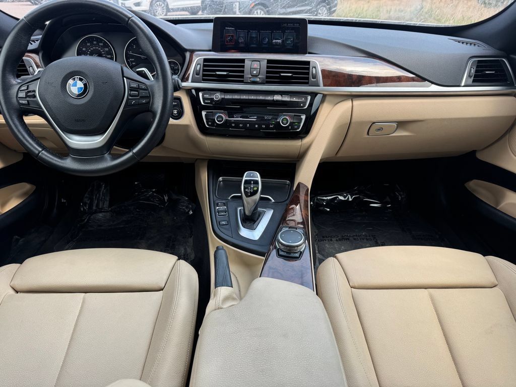 Used 2017 BMW 330i Gran Turismo xDrive AWD/4WD image 10