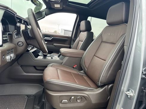 New 2026 GMC Sierra 1500 Denali w/ Denali Reserve Package image 17