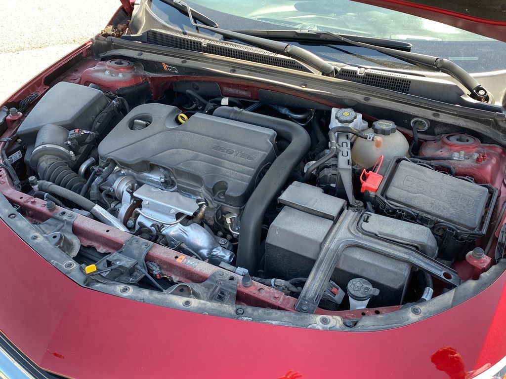 Used 2025 Chevrolet Malibu LT FWD image 22