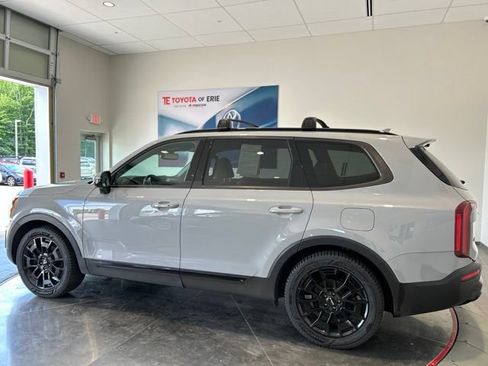 Used 2022 Kia Telluride SX w/ Nightfall Edition Package AWD/4WD image 4