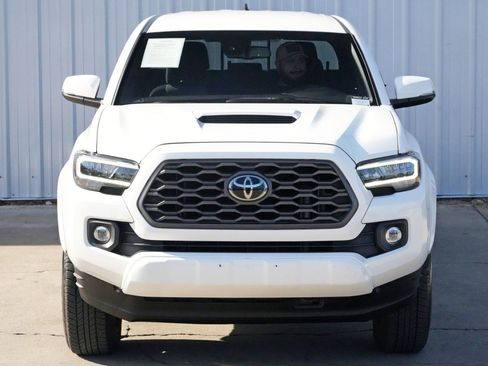 Used 2022 Toyota Tacoma TRD Sport w/ Technology Package image 42