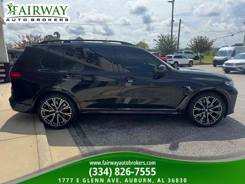 Used 2021 BMW X7 M50i AWD/4WD image 5