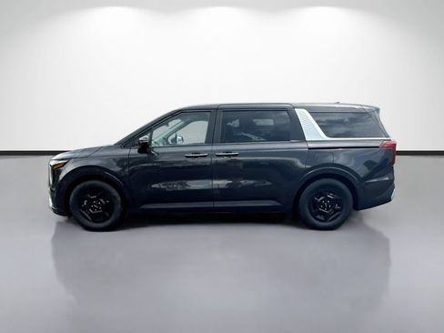 Certified 2025 Kia Carnival FWD image 2