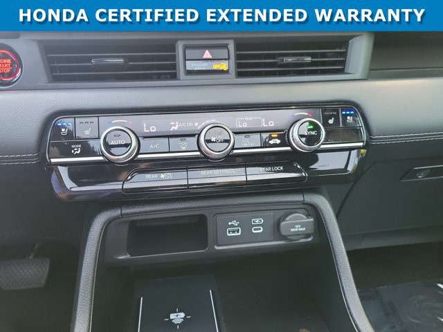 Certified 2025 Honda Pilot Elite image 40