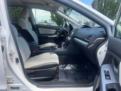 Used 2016 Subaru Crosstrek 2.0i Premium w/ Moonroof Package AWD/4WD image 29