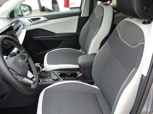 New 2026 Volkswagen Taos SE AWD/4WD image 15
