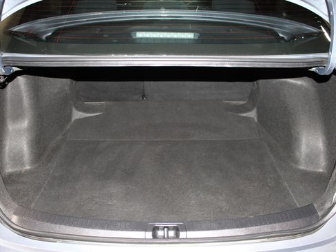 Used 2021 Toyota Corolla SE FWD image 33