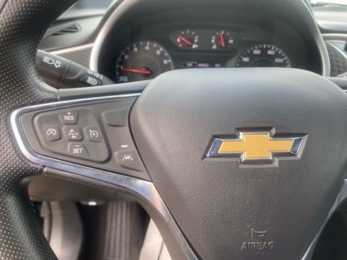 Used 2024 Chevrolet Malibu LS FWD image 20