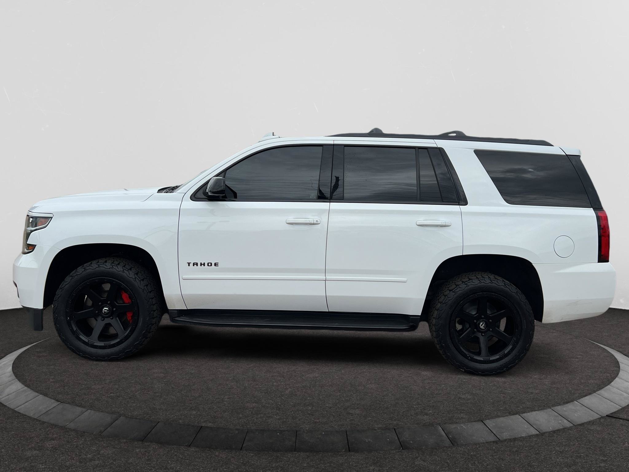 Used 2018 Chevrolet Tahoe Premier AWD/4WD image 1
