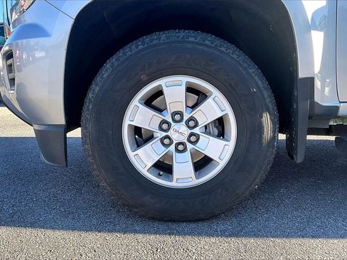 Used 2019 GMC Canyon 2WD Crew Cab w/ Convenience Package image 33