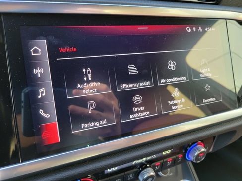 Used 2024 Audi Q3 2.0T Premium image 37