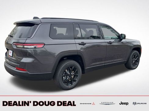 New 2026 Jeep Grand Cherokee L 4WD image 5