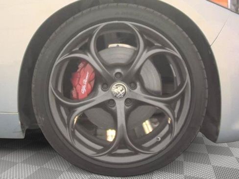 Used 2024 Alfa Romeo Giulia Ti w/ Performance Driving Package RWD image 12