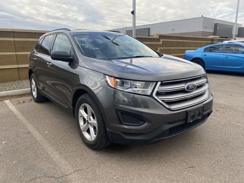 Used 2017 Ford Edge SE image 5