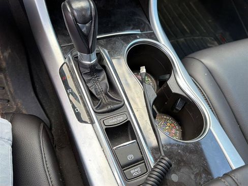 Used 2020 Acura TLX FWD image 14