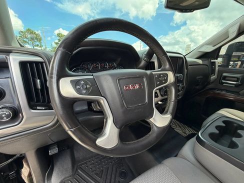 Used 2017 GMC Sierra 1500 SLE w/ SLE Value Package AWD/4WD image 8